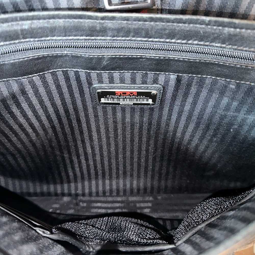 Tumi black leather laptop bag - image 9