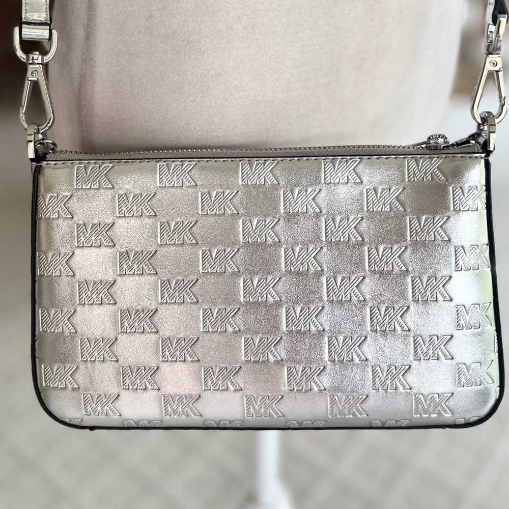 Michael Michael Kors Silver Jet Set and Zip Pouch… - image 11