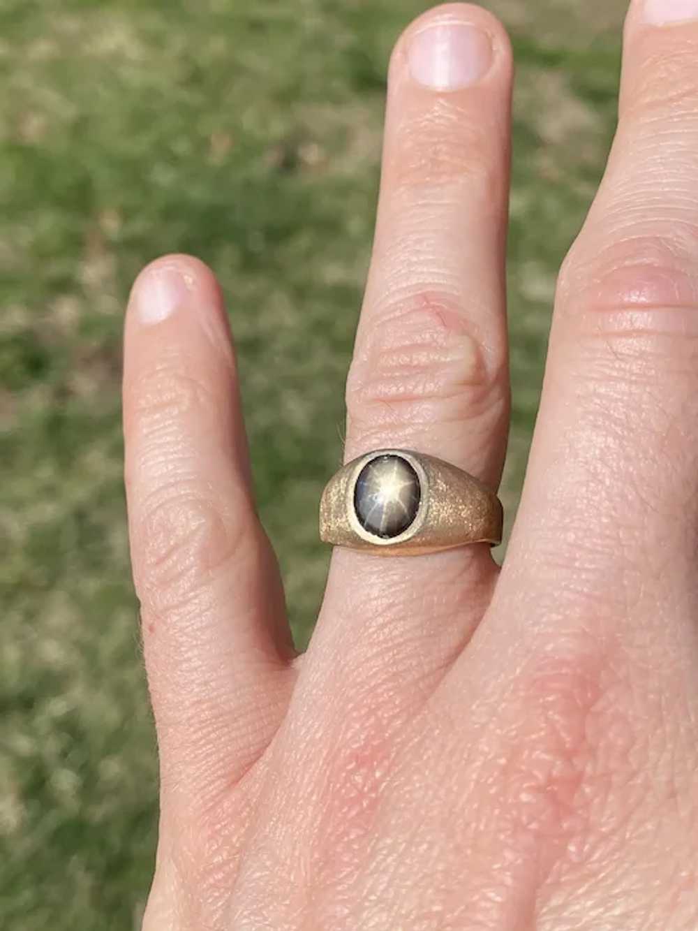 Black Star Sapphire Ring in Yellow Gold - image 10