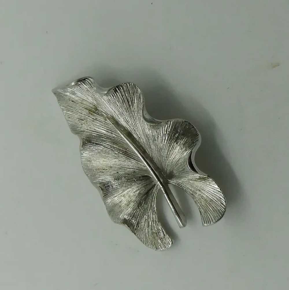 Monet Curled Tropical Leaf Brooch Silver tone - image 2