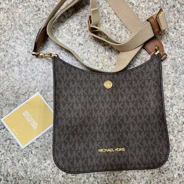 micheal kors purse