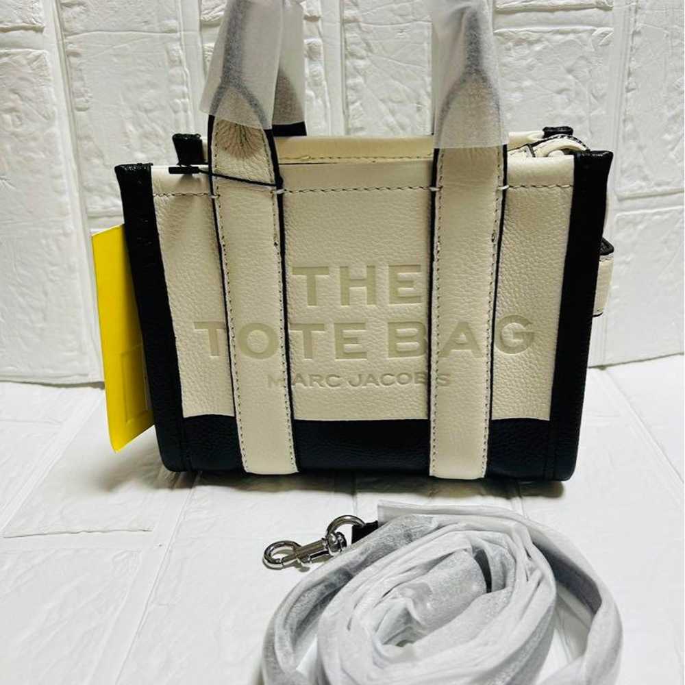 MARC JACOBS THE TOTE BAG Small - image 1