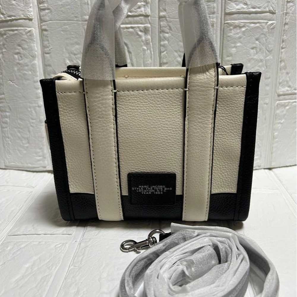 MARC JACOBS THE TOTE BAG Small - image 2