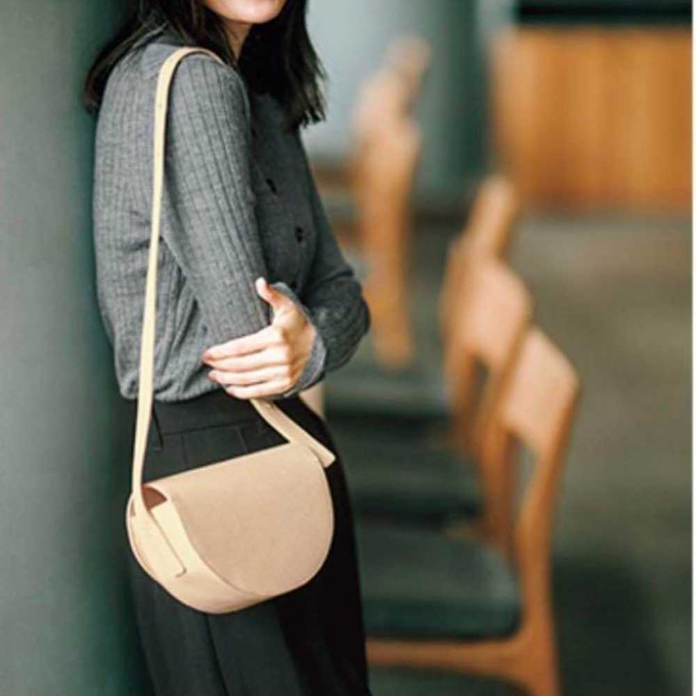 OHGA Pat Bag Beige - image 1