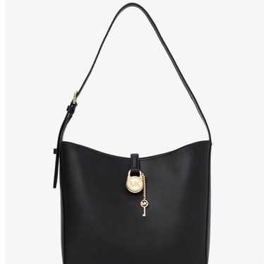 MICHAEL KORS

LYRA Bucket Shoulder Small - image 1