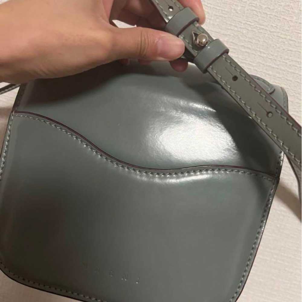 Gray Leather Heart-Shaped Shoulder Bag - image 7