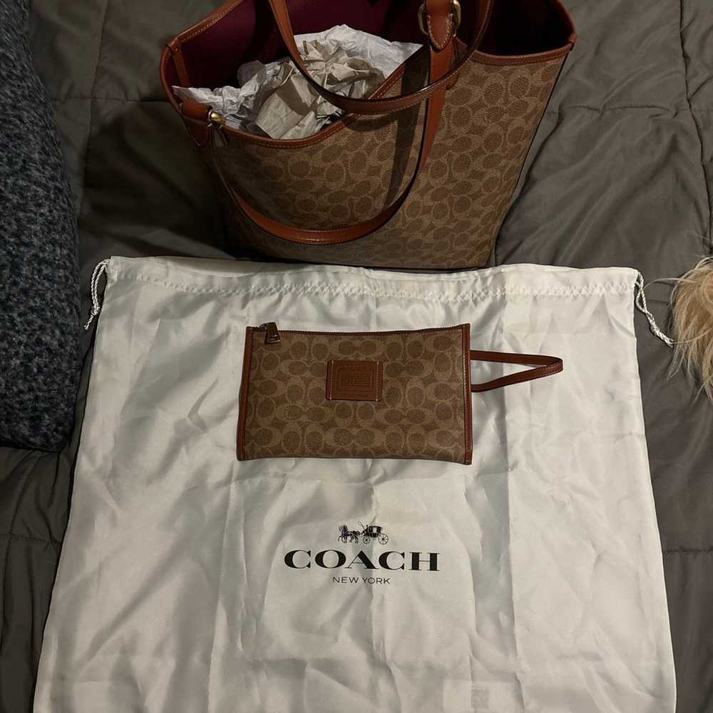 Coach purse/wallet - image 3