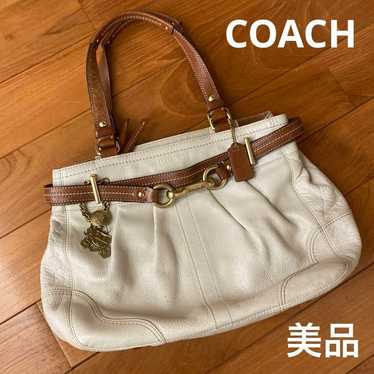 COACH White Leather Handbag