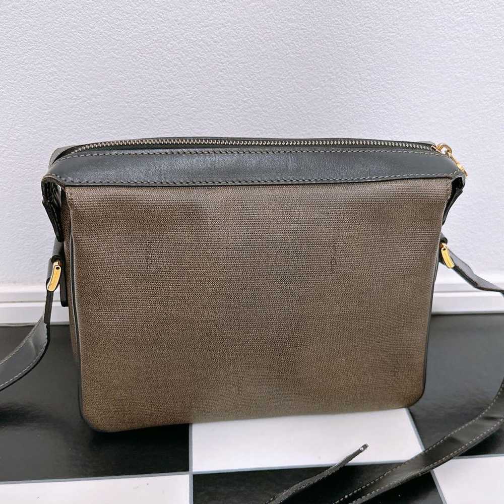 "Excellent condition" FENDI shoulder bag - image 3