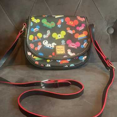 Disney Dooney and Bourke Holiday Annual Passholder factory Crossbody Satchel