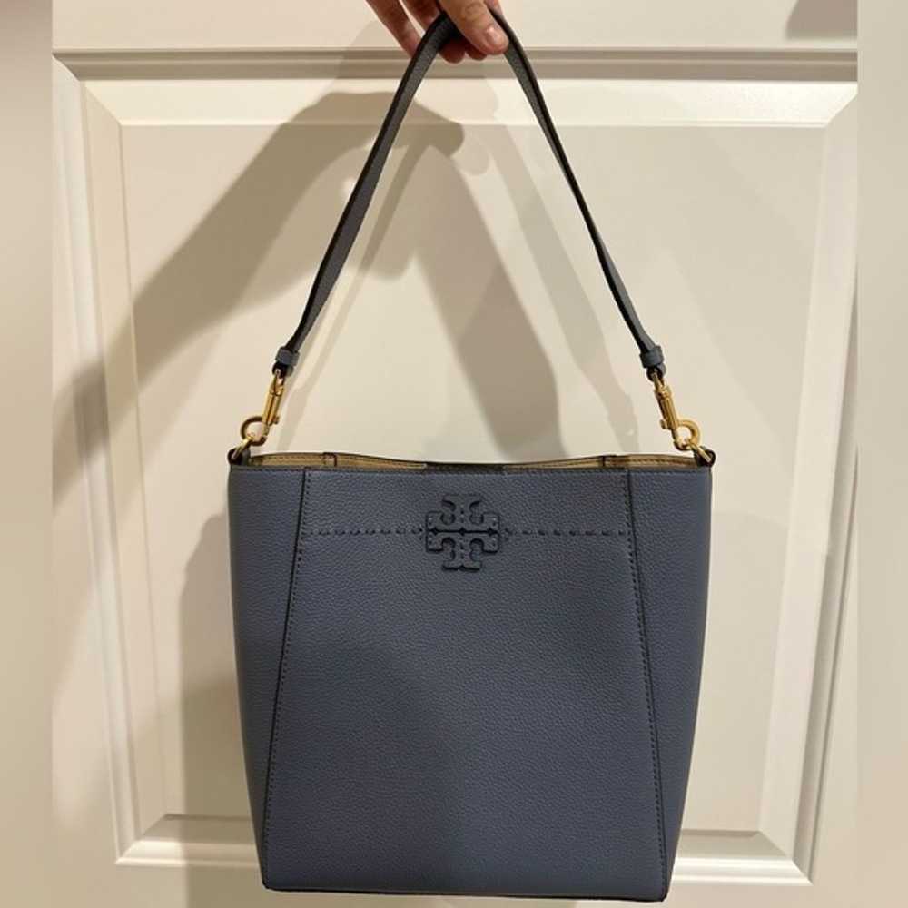 Tory Burch McGraw Leather Bucket Bag BRUNNERA BLUE - image 6