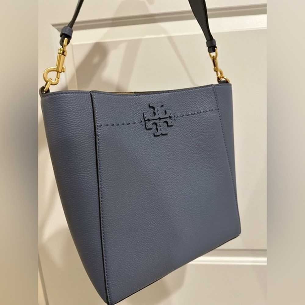 Tory Burch McGraw Leather Bucket Bag BRUNNERA BLUE - image 7