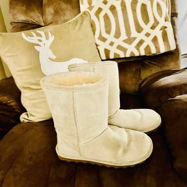 BearPaw White Boots Size 8 - image 1