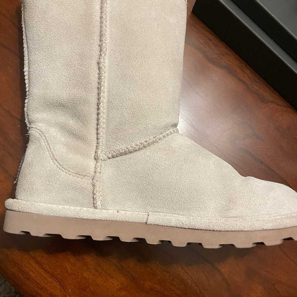 BearPaw White Boots Size 8 - image 6