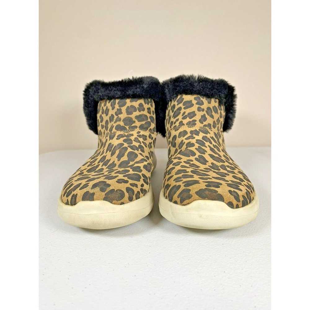 Skechers Leopard Print On-the-Go Joy Bundle Up An… - image 3