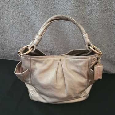 バッグ Coach Beige Parker Signature Ruched Bag Coach Parker Beige Signature C Optic Canvas Kiss Lock