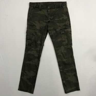 Camo × Streetwear × Uniqlo Uniqlo Camo Cargo Pant… - image 1