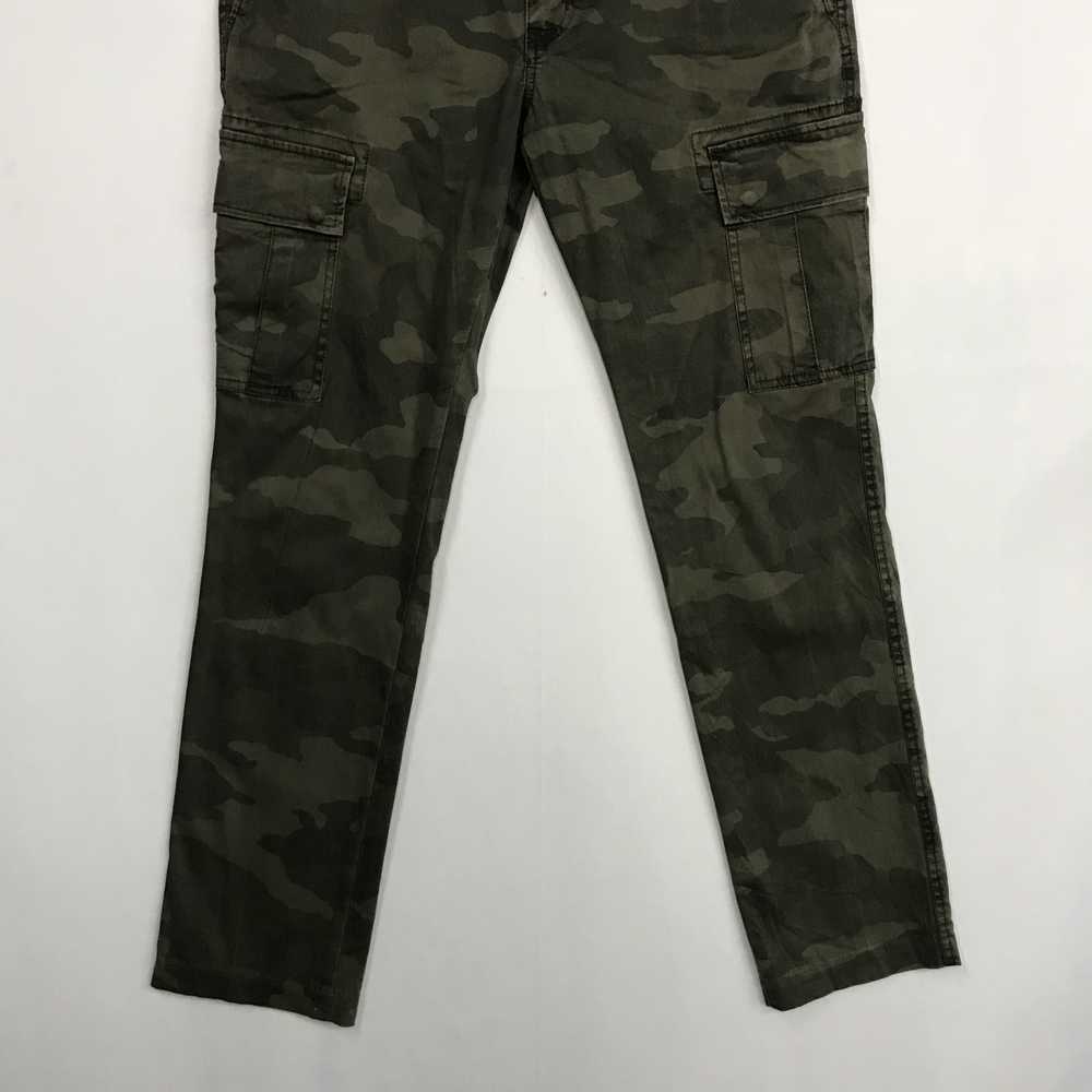 Camo × Streetwear × Uniqlo Uniqlo Camo Cargo Pant… - image 3