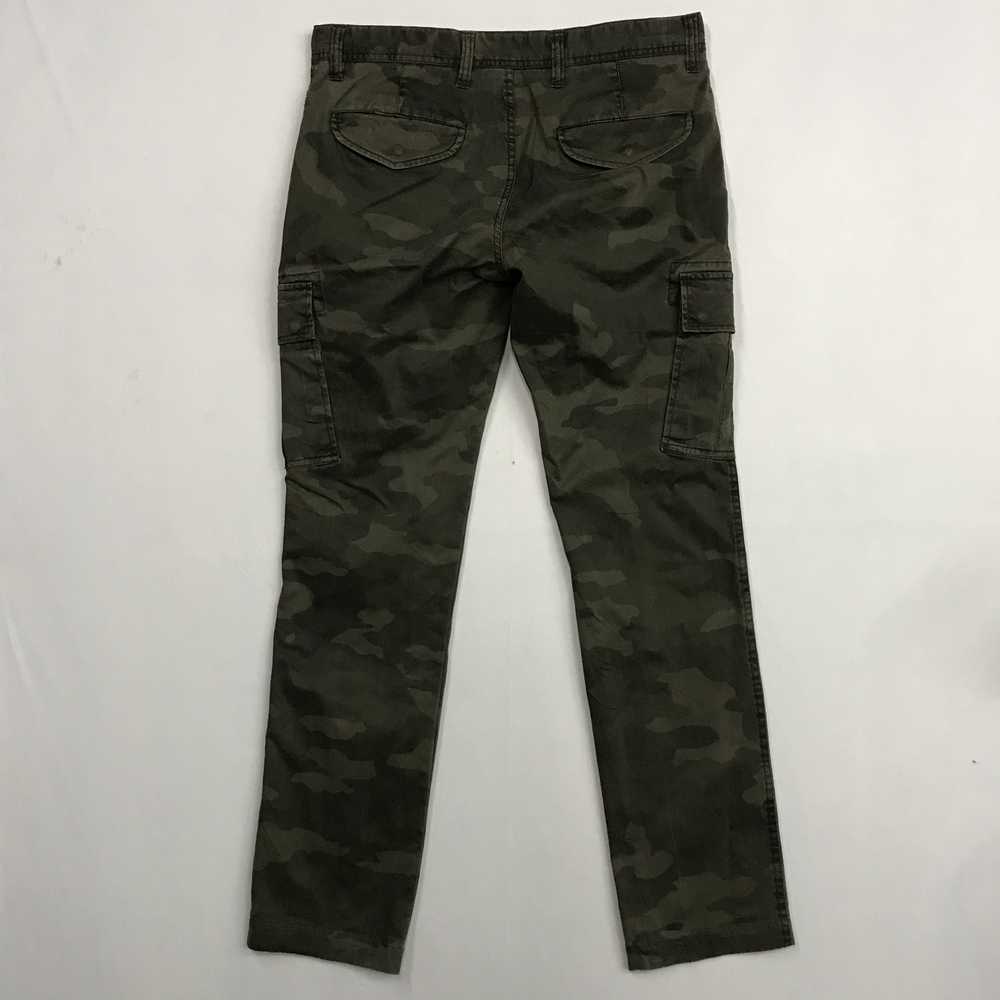 Camo × Streetwear × Uniqlo Uniqlo Camo Cargo Pant… - image 7