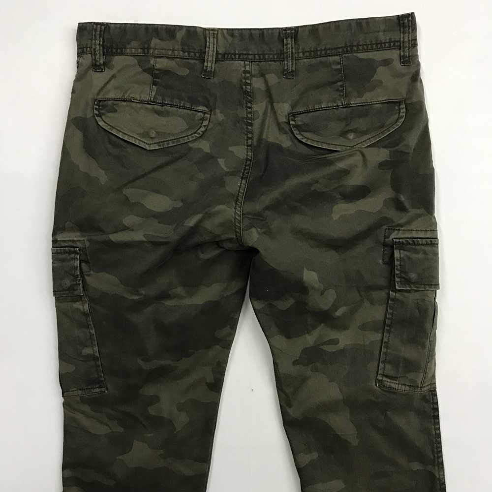 Camo × Streetwear × Uniqlo Uniqlo Camo Cargo Pant… - image 8