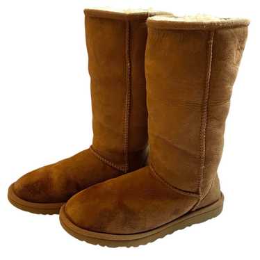 UGG Australia Classic Suede Boots