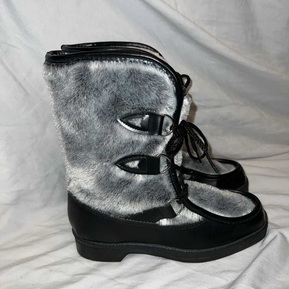 Vintage YODELERS Womens Silver Fur Sherpa Leather… - image 4