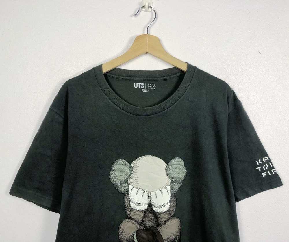 Kaws × Uniqlo Rare Uniqlo X Kaws Tokyo First Tee - image 2