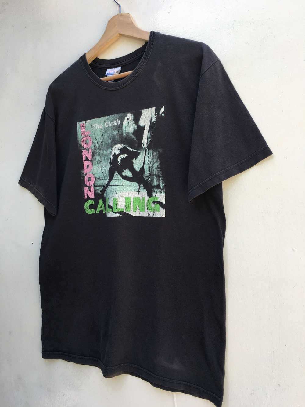 Band Tees × Vintage RAREVintage Rock Band The Cla… - image 3