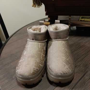 UGG boots for woman