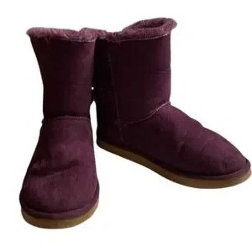 UGG women’s purple boots. W/ faux fur purple lini… - image 9