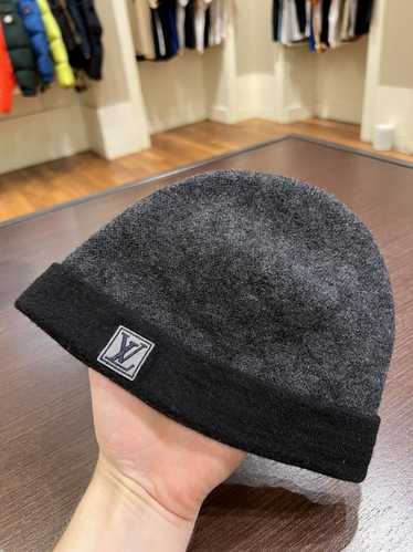 Louis Vuitton Louis Vuitton Petit Damier Beanie