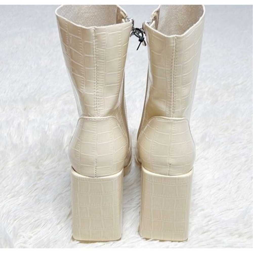 Princess Polly JAMIE CROC PLATFORM BOOTS CREAM Ne… - image 4