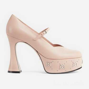 Gucci Interlocking G Studs Leather Pumps