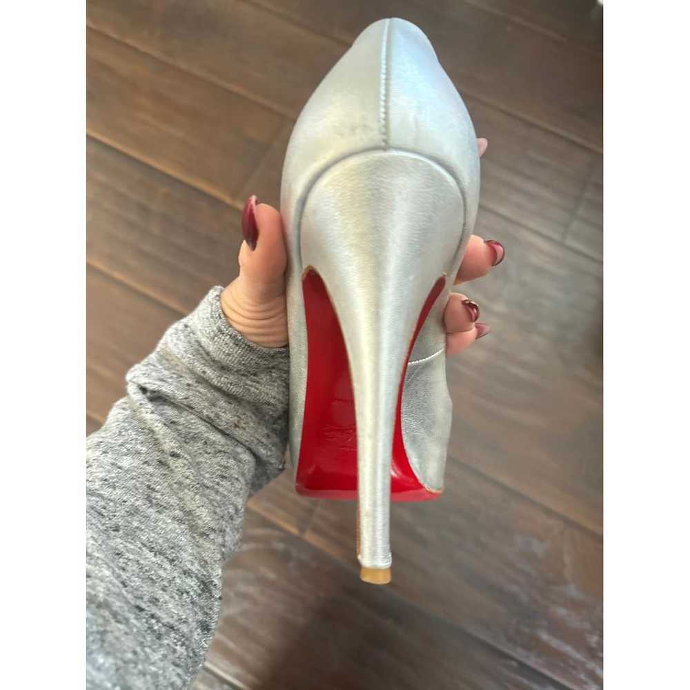 Christian Louboutin Very Privé leather heels - image 9