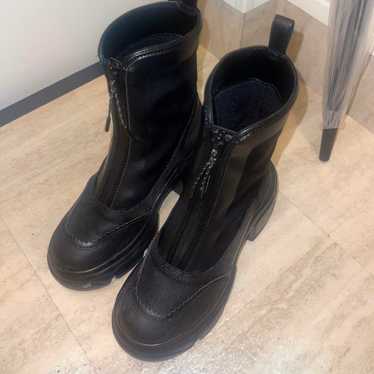 JEANASIS Thick-soled Boots