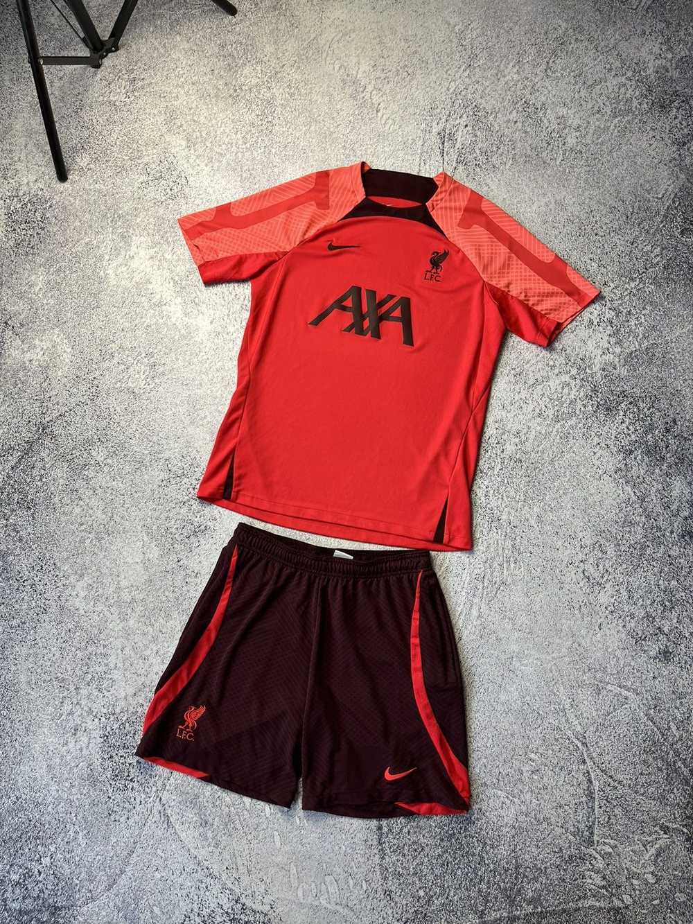 Liverpool × Soccer Jersey × Sportswear uniform Se… - image 1