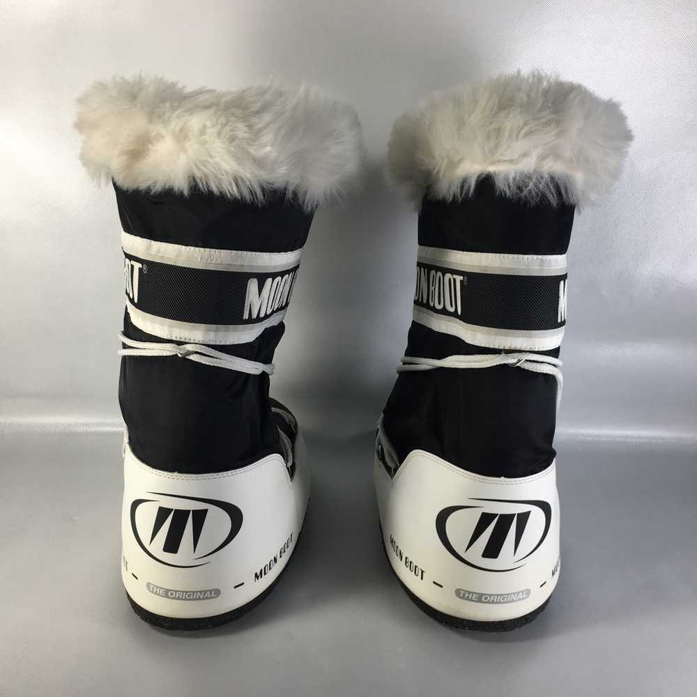 Moon Boots Black and White Nylon Snow Boots w/ Fa… - image 3