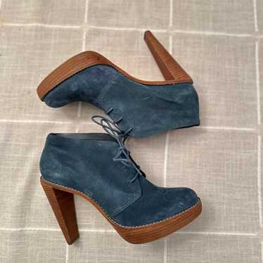 Cole Haan Women’s Blue Suede Chukka Booties Size 8