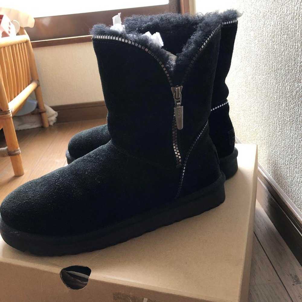 UGG Black Sheepskin Boots with Zipper - image 4