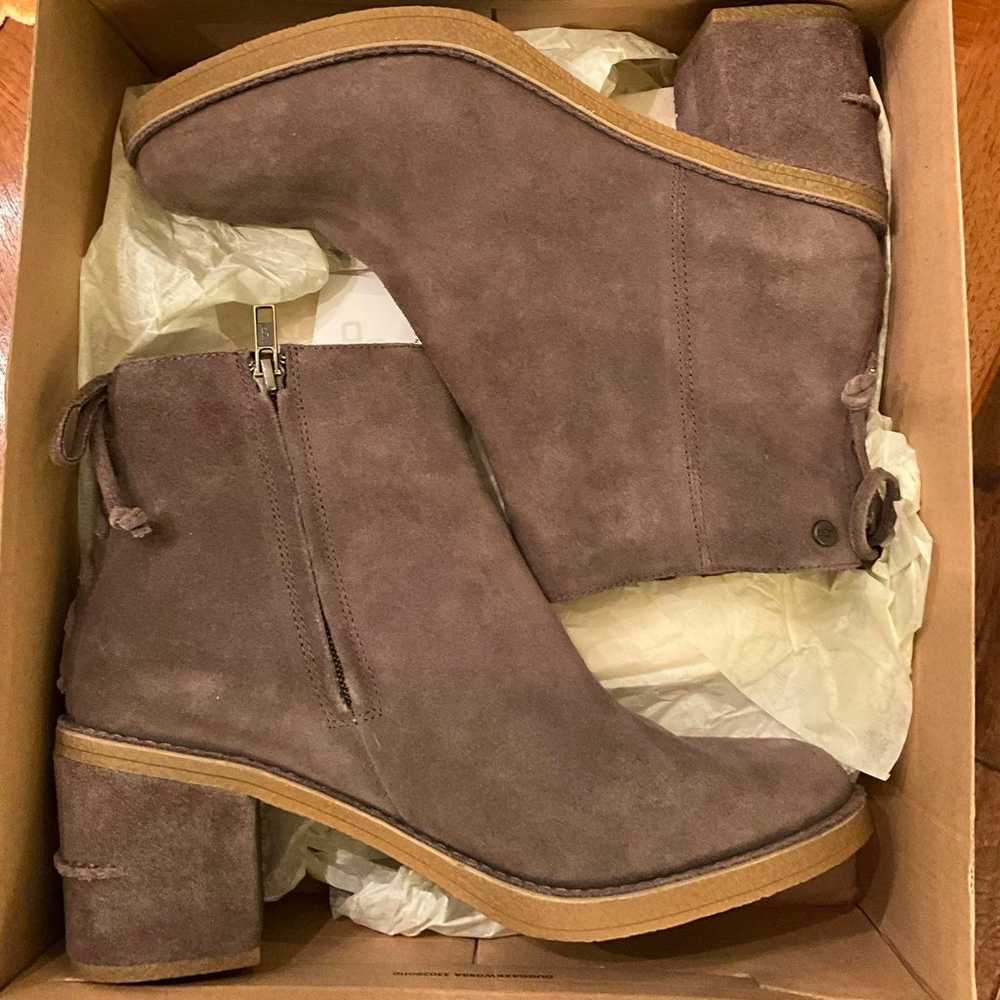 UGG Corrinne Leather Booties - 10 - image 7