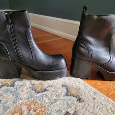 90s Mudd Platform Boots