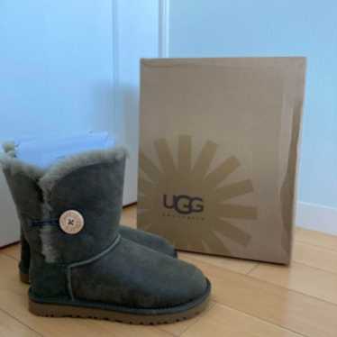 Like new UGG Bailey Button Boots, size 6. - image 1