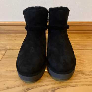 UGG Classic Mini Spill Seam Short Boots