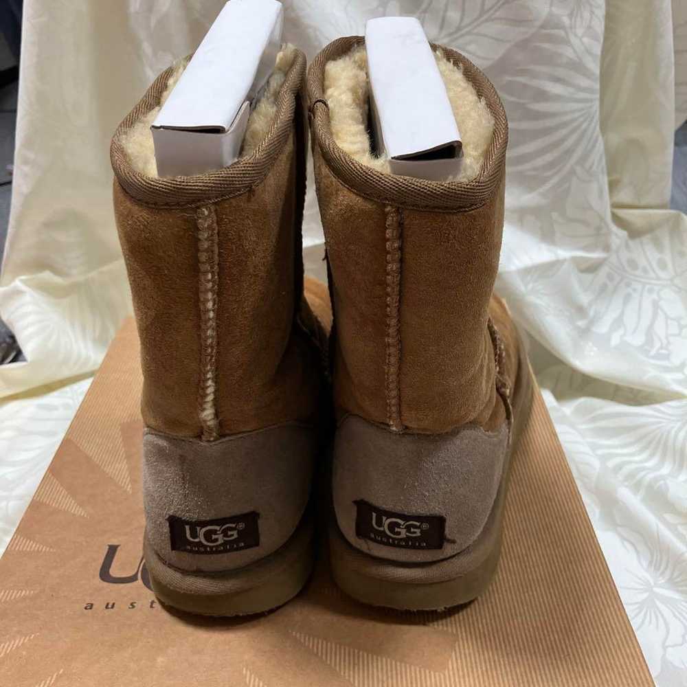 UGG Classic Short Chestnut - image 3