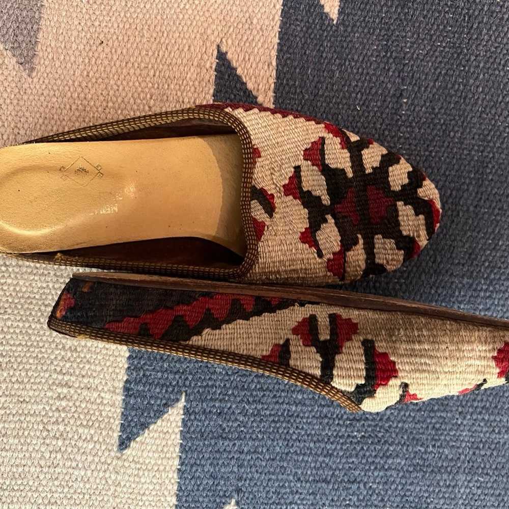 Vintage Turkish kilim mules - image 5