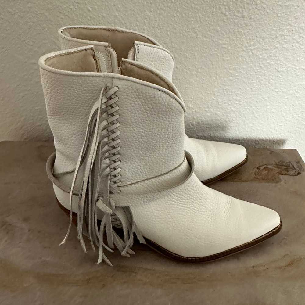 Stavali boot white cowboy fringe 8.50 - image 2