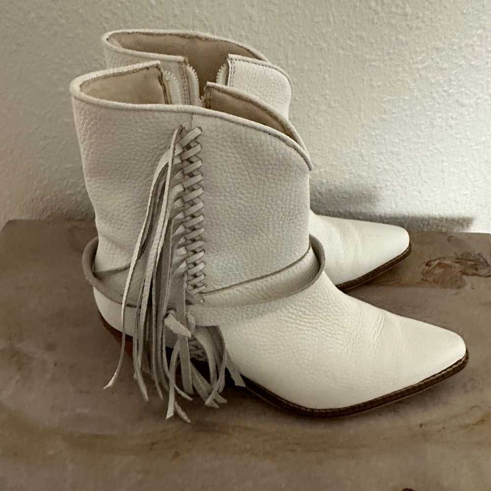 Stavali boot white cowboy fringe 8.50 - image 3