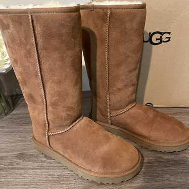 Ugg Australia  tall authentic size 7