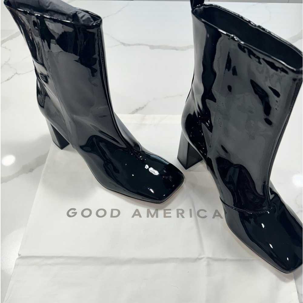 GOOD AMERICAN Black Patent Bootie Size 9 NEW - image 2