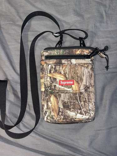 Supreme Supreme shoulder bag